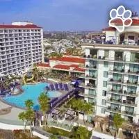 The Waterfront Beach Resort A Hilton Hotel es un hotel que admite mascotas en Huntington Beach